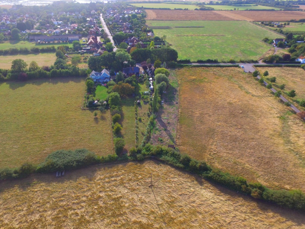 Lot: 48 - VACANT FREEHOLD PARCEL OF LAND - Drone Shot